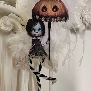 HALLOWEEN GIRL HOLDING UMBREALLA*JUST DARLING*ORNAMENT*HALLOWEEN DECOR*HANDMADE